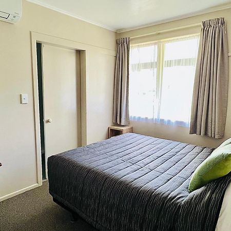 Seagulls Guesthouse Маунт Маунгануи Екстериор снимка