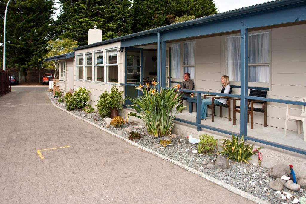 Seagulls Guesthouse Маунт Маунгануи Екстериор снимка